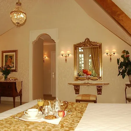 Manoir De Kertalg Hotell 4*